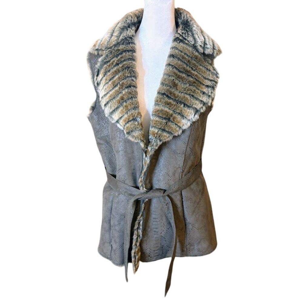 Alberto Makali Women's‎ Faux Fur Suede Vest with Belt Size Large